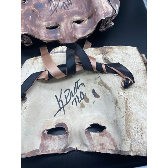 Vintage‎ Pair Signed studio pottery Mask Ceramic raku venetian New Orleans Art - Picture 8 of 9